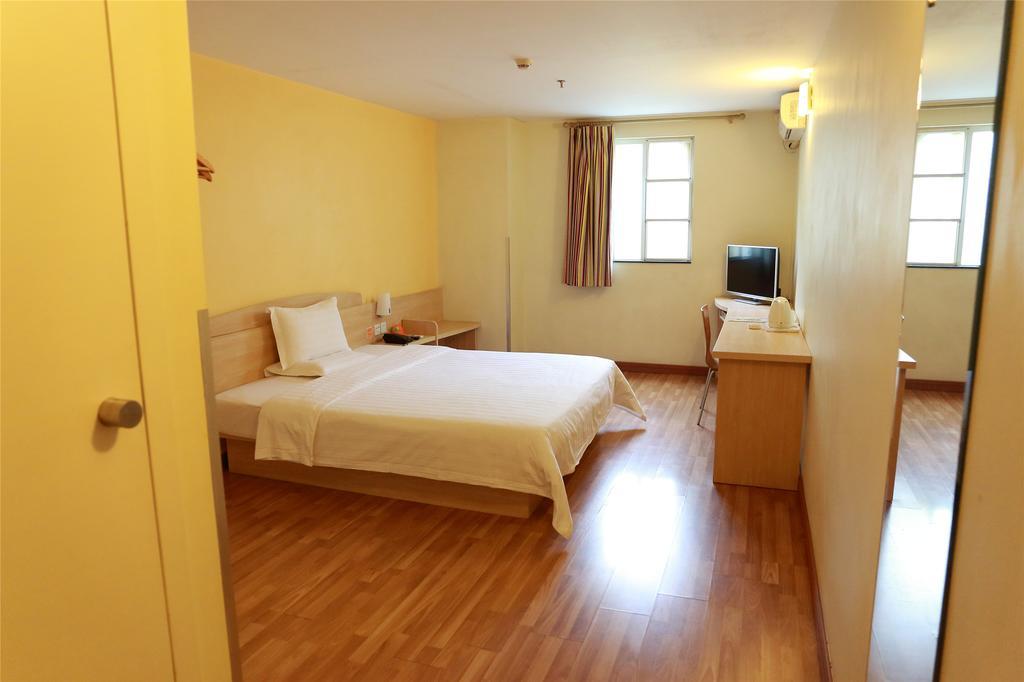 7Days Inn Beijing Liujiayao Station Номер фото