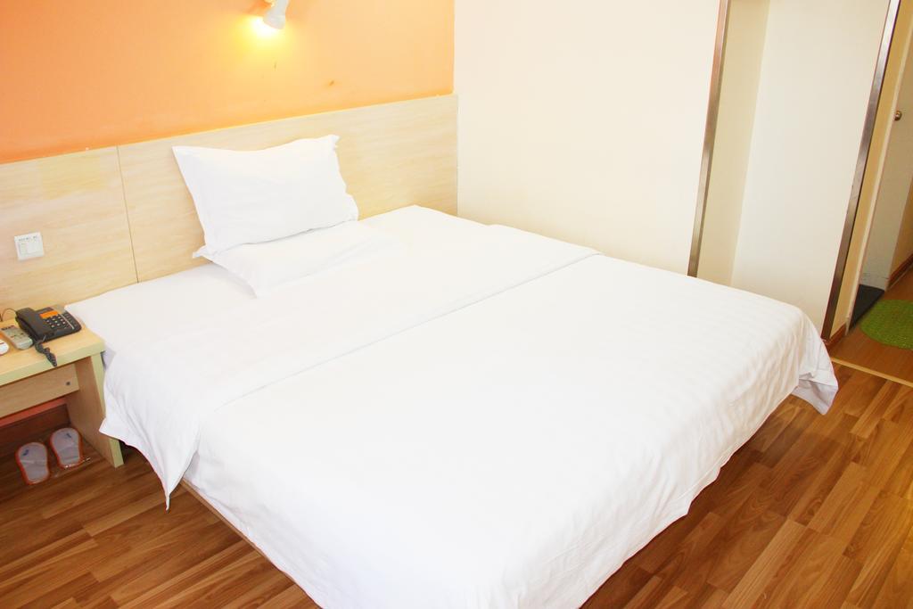 7Days Inn Beijing Liujiayao Station Экстерьер фото