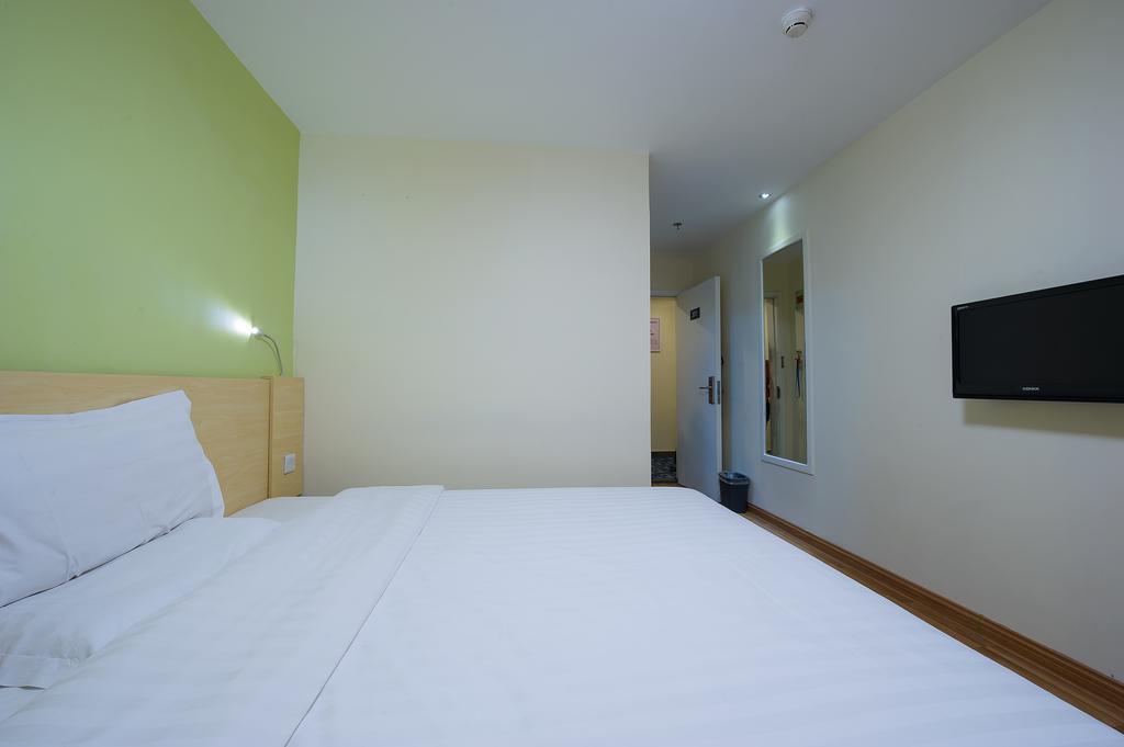 7Days Inn Beijing Liujiayao Station Экстерьер фото